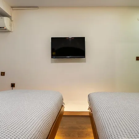 Hotel York House *